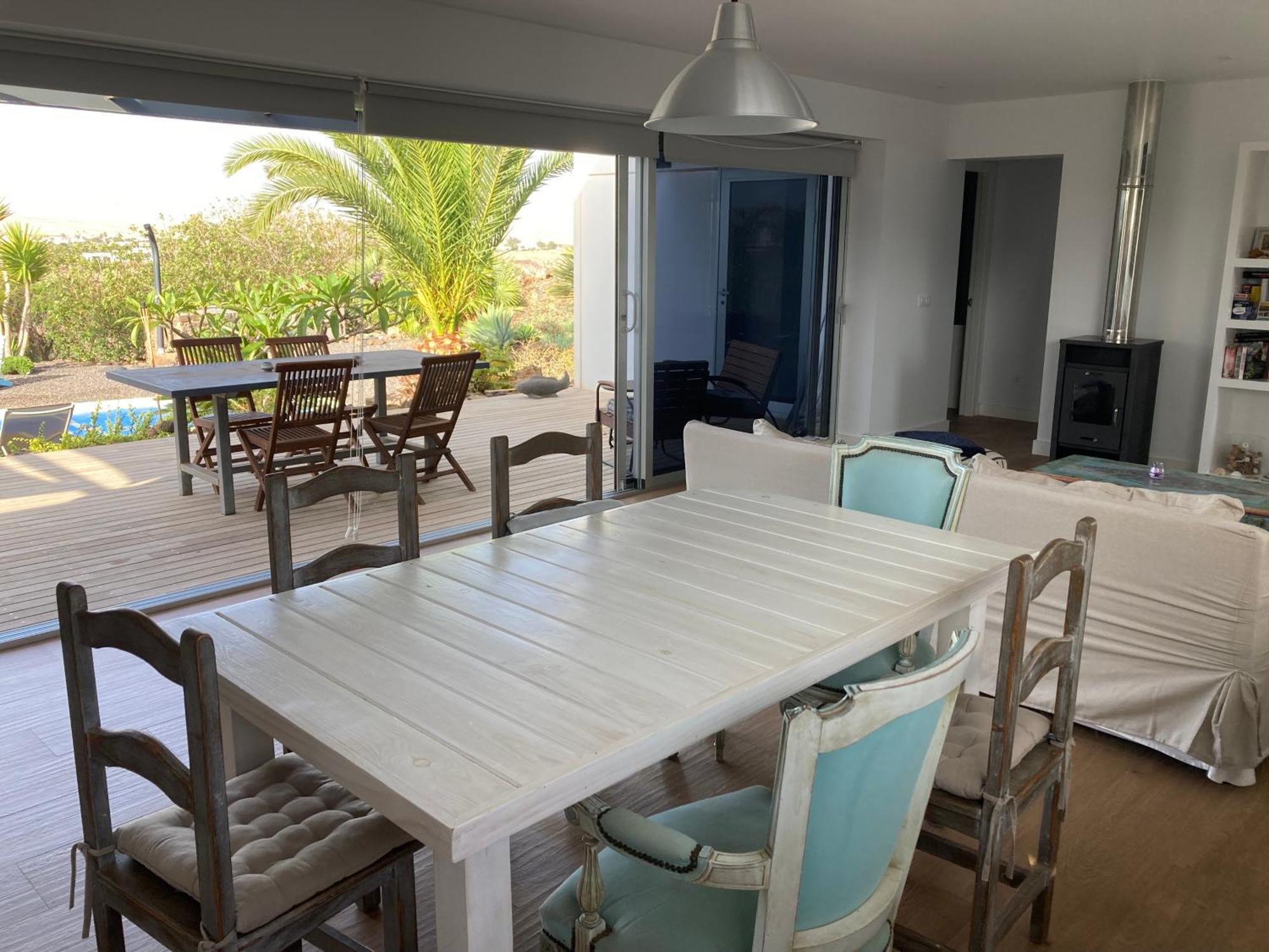 Majanicho Rock - Villa With Heated Pool Lajares Exterior photo