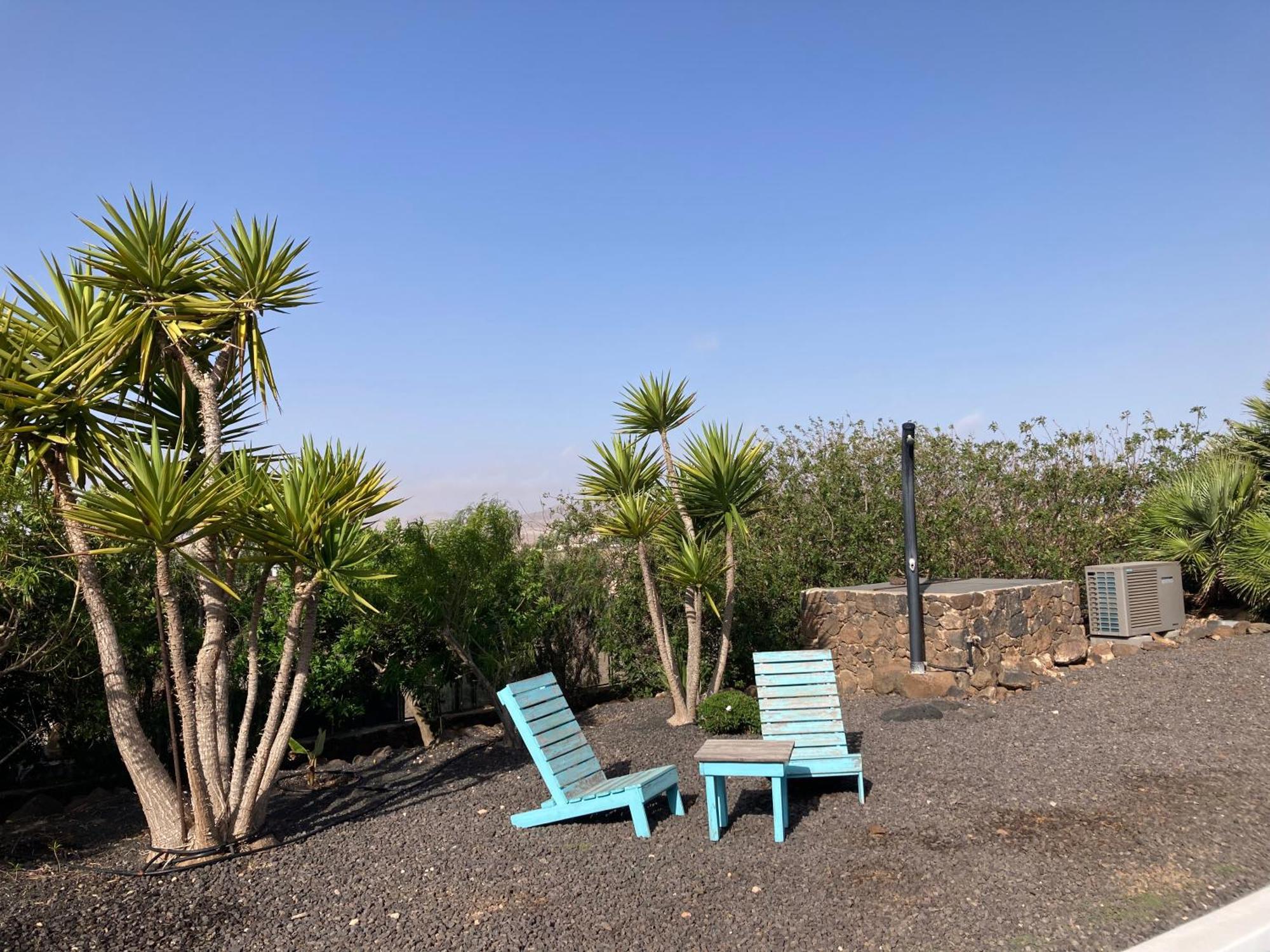 Majanicho Rock - Villa With Heated Pool Lajares Exterior photo